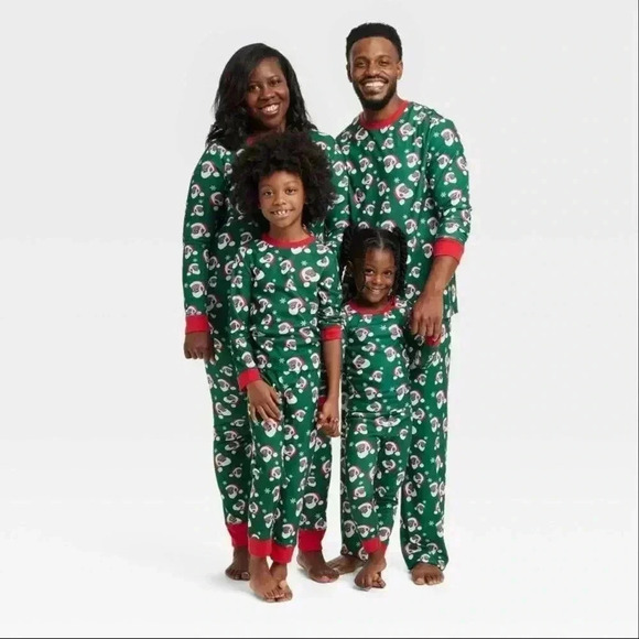 TARGET Green Pajama Christmas Sets for
Women Various Sizes - Picture 1 of 12